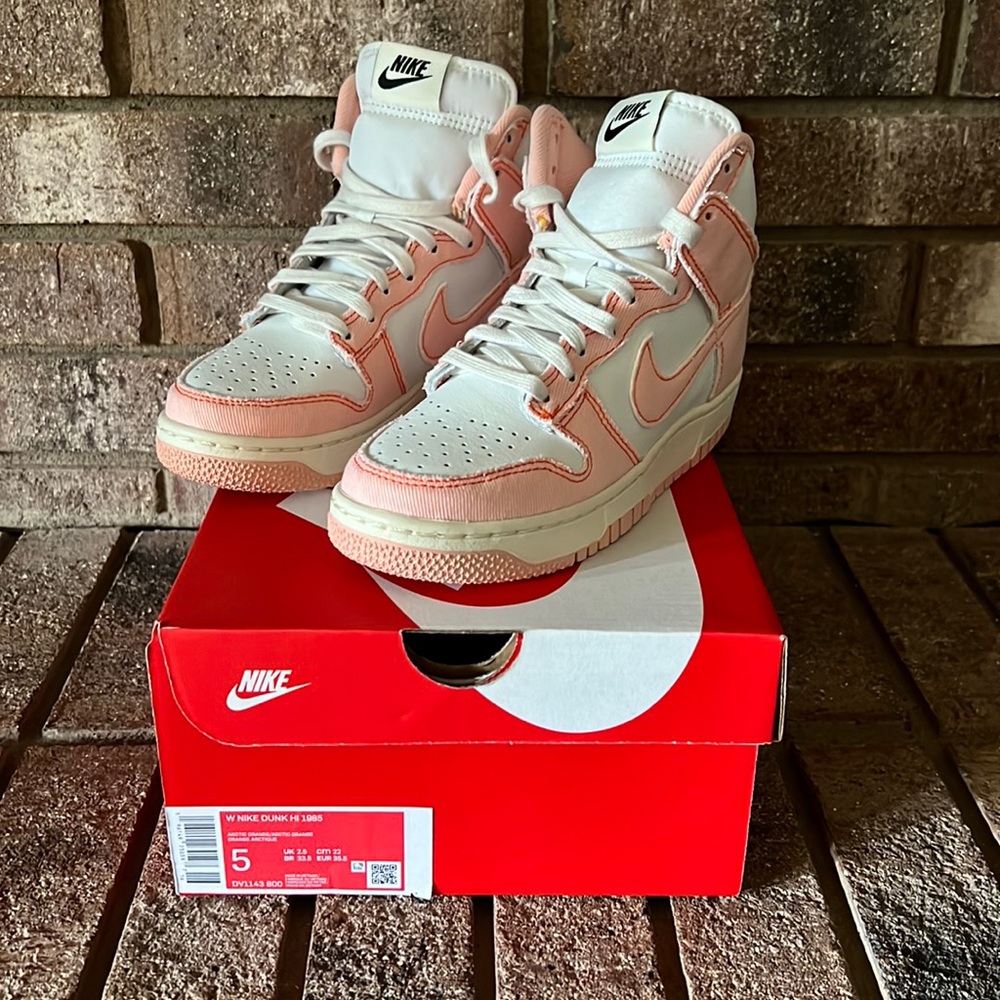 Women’s Nike Dunk Hi 1985